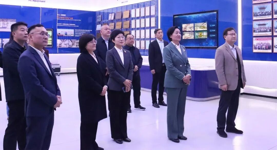 任城區(qū)政協(xié)黨組書記、主席李翠玲一行 蒞臨天意機械調(diào)研指導